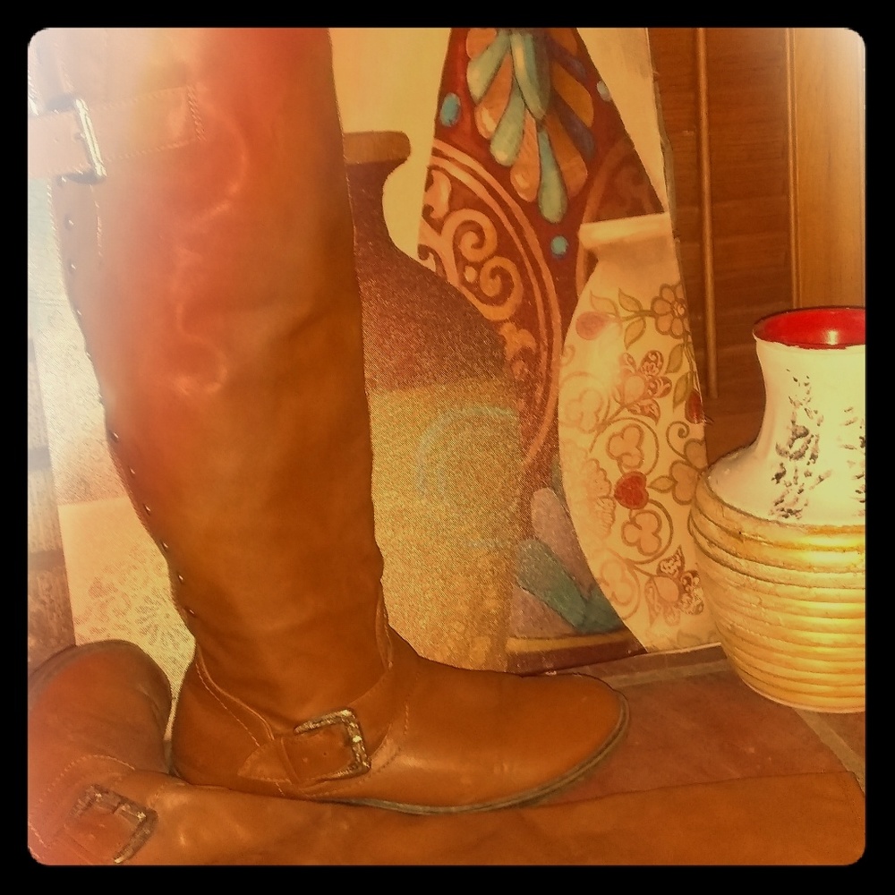 Brown boots